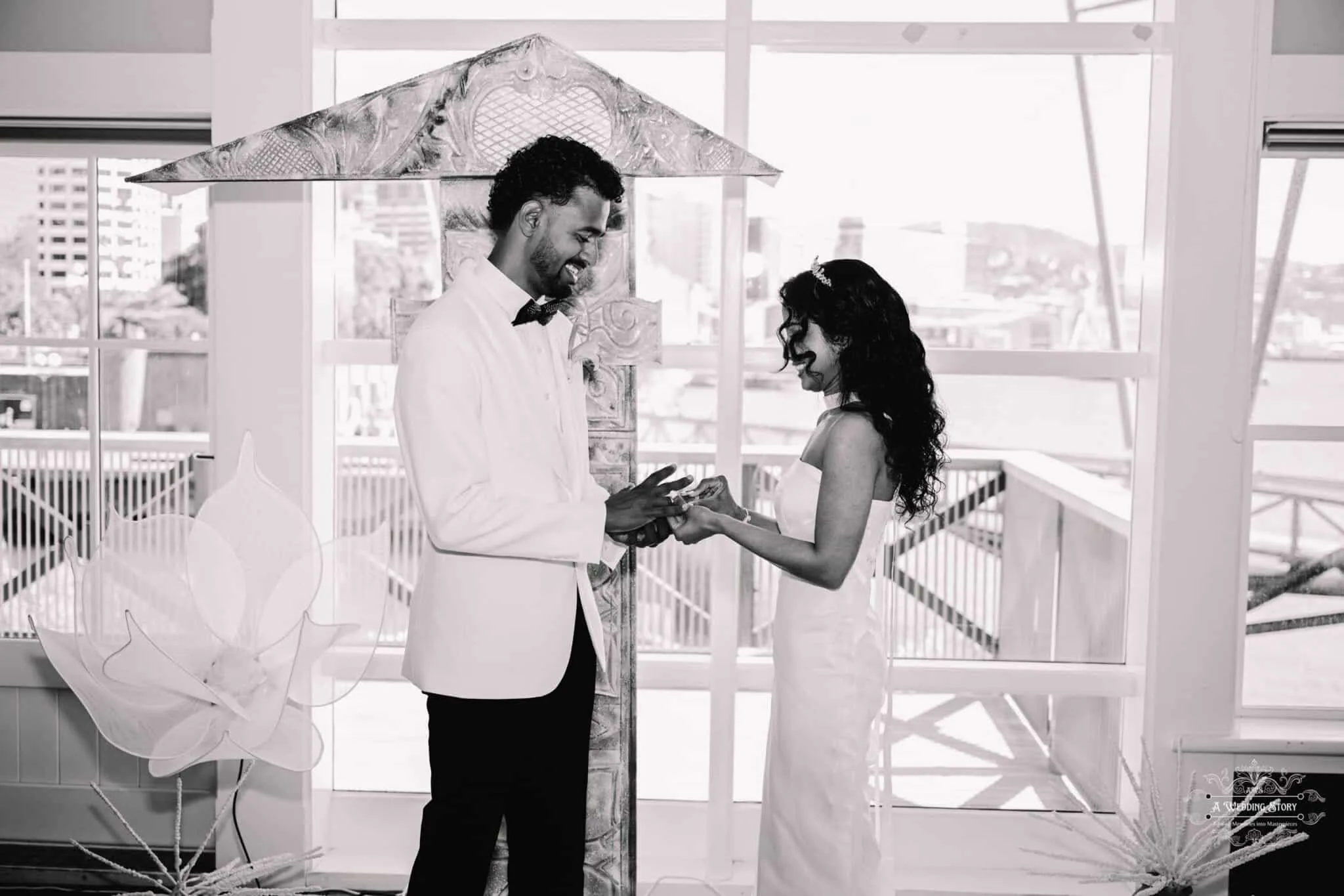 exchanging-wedding-rings-wellington-ceremony